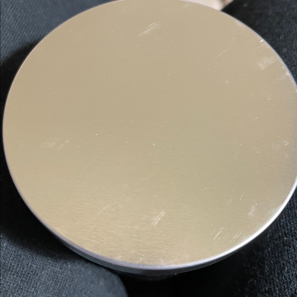 HD Designs Caramel Scented Candle - Picture 4 of 5
